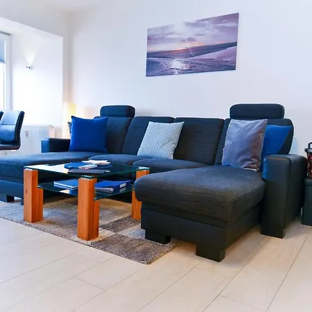 Strandhochhaus Sg12 * קושהאבן